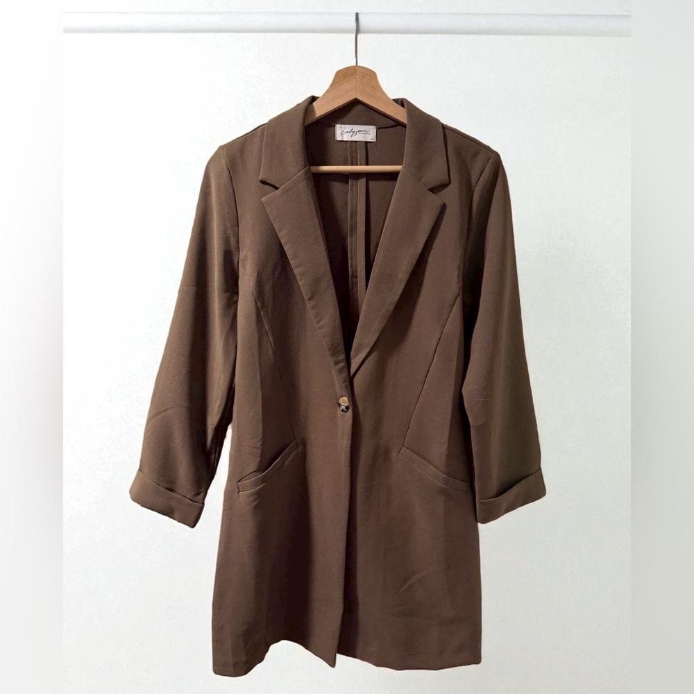 Carly Jean Los Angeles Brown Blazer